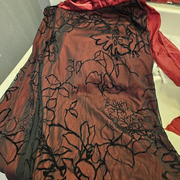 Red and Black Dress by studio y Sz M - Picture 10 of 11